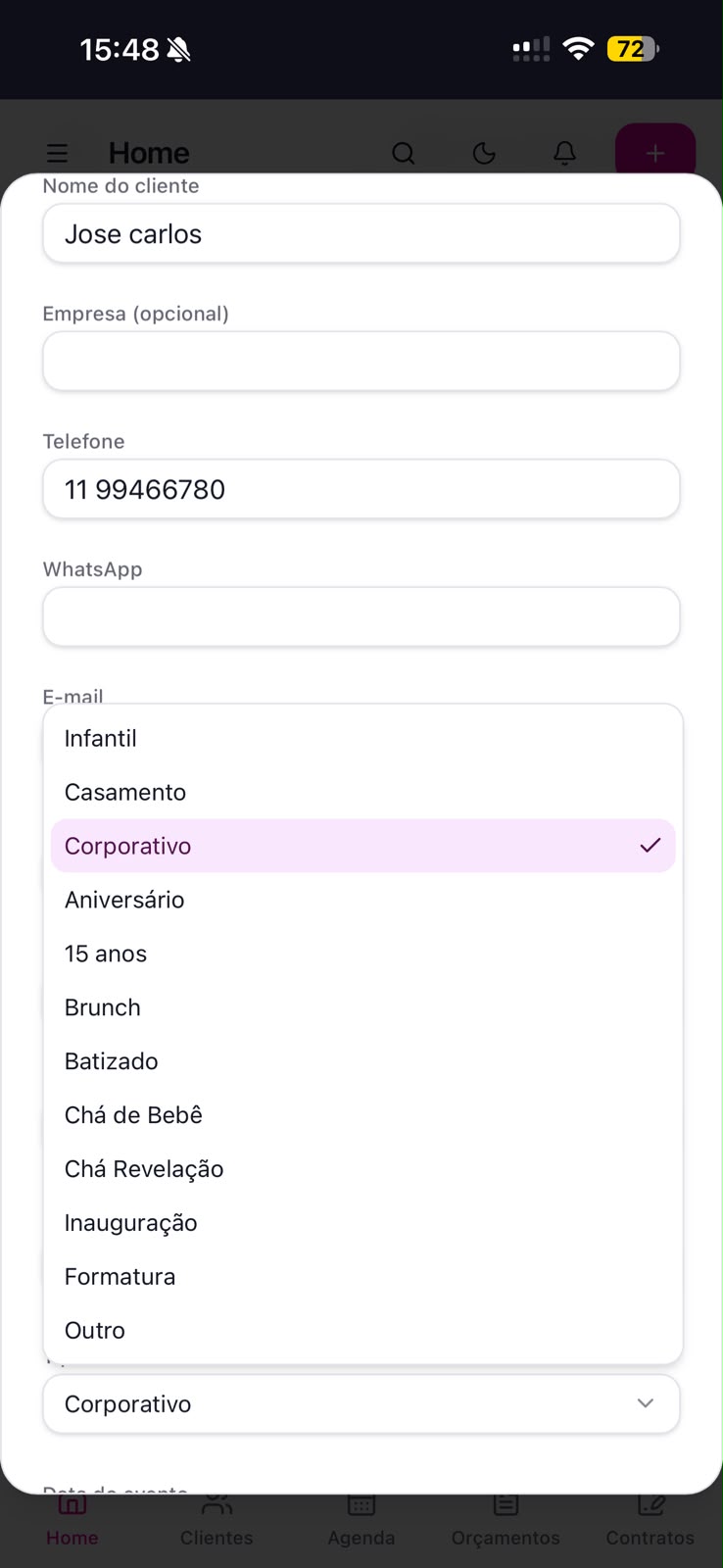 Passe mais credibilidade na hora de fechar os contratos: use um sistema para cadastrar seus clientes.